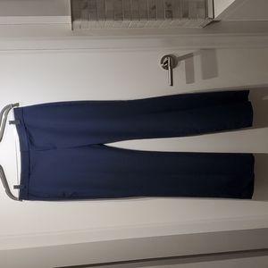 Banana Republic navy size 6 machine washable Italian wool blend pants NWT
